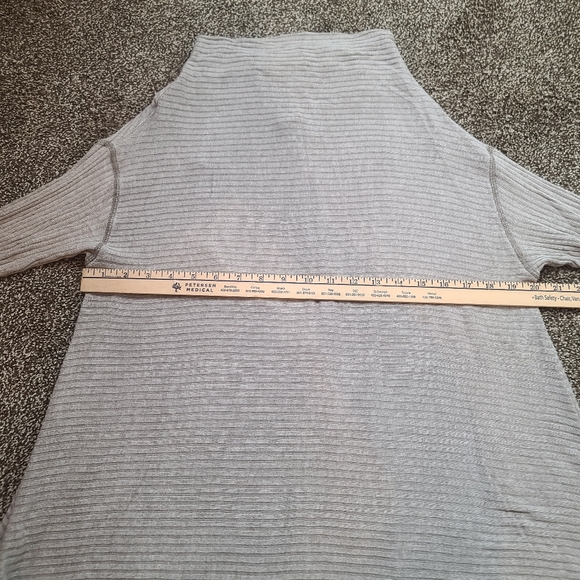 We The Free Lover Ribbed Split Back Pullover Cowl Neck Long Sleeve Size Medium - Picture 6 of 6